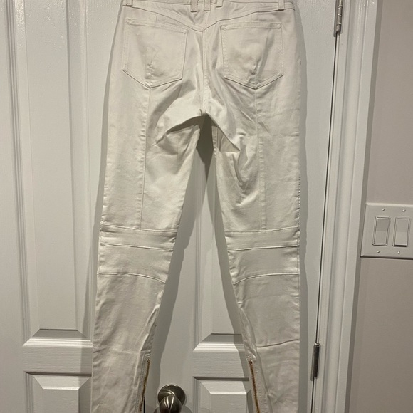 Balmain biker jeans with classic gold Balmain buttons. NWT!! - Picture 6 of 9